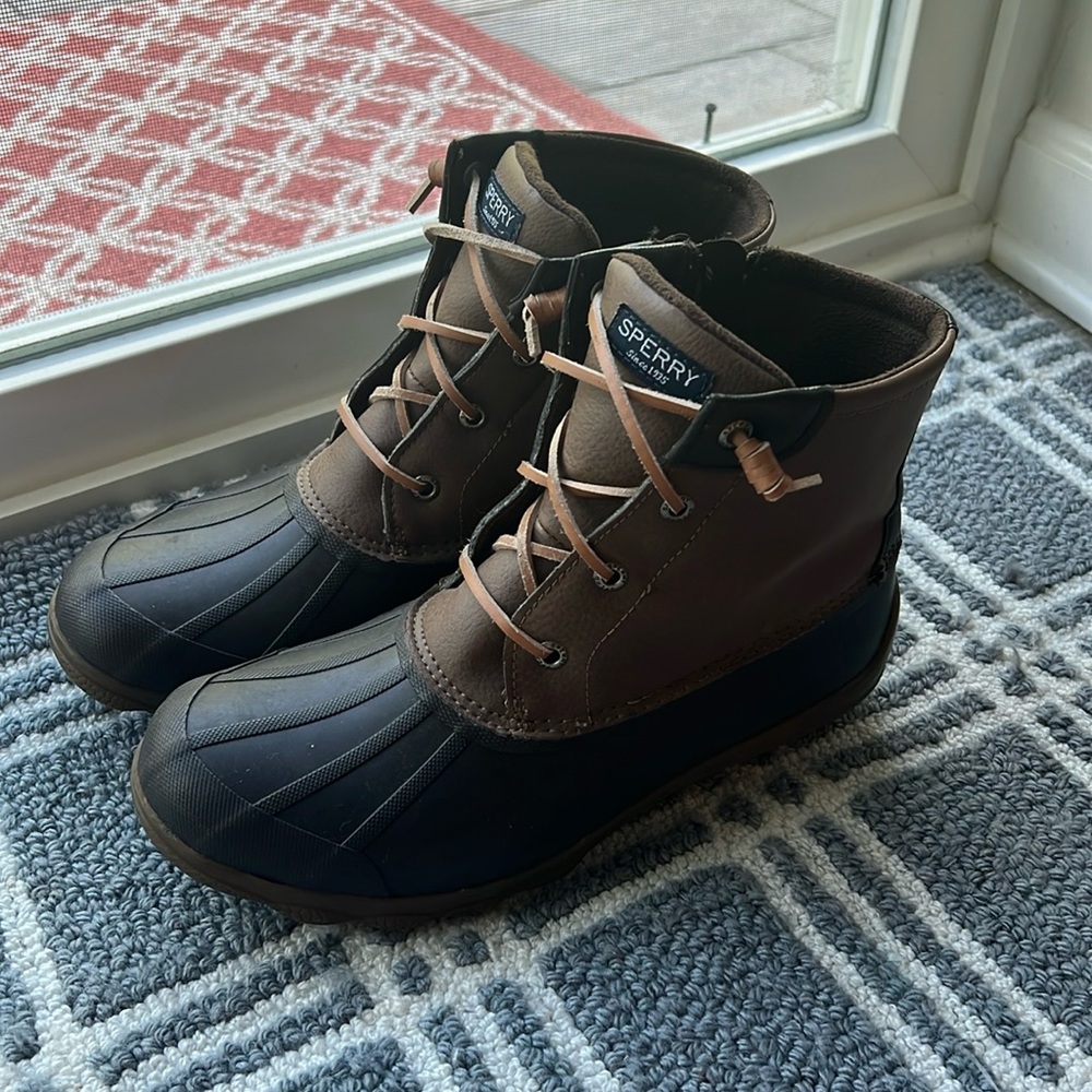 Worn only twice! Sperry Boots